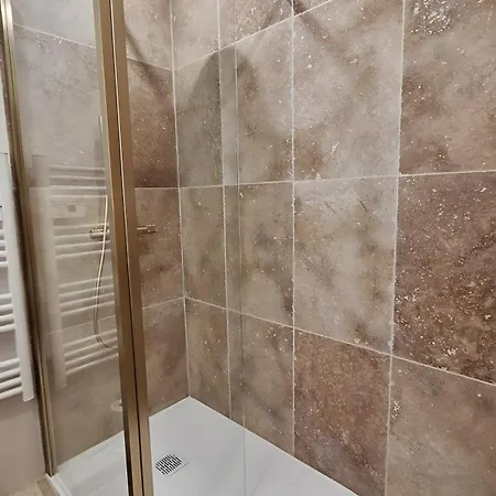 1 Vagliano Apartment